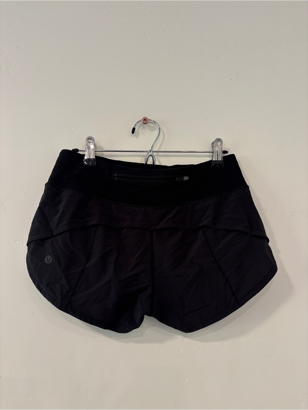 Lululemon Shorts Women’s 2 Black Run Speed Up Lined Yoga Gym Sports 2.5” Inseam